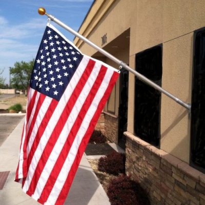 Heavy Duty Outrigger Flagpole Kit With Free Flag